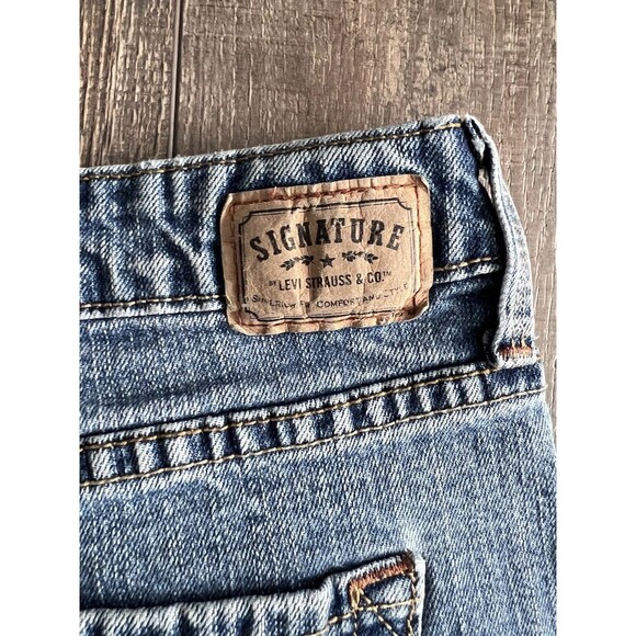 Signature Levi's Jeans Womens 12L (29X31) Blue Mid-Rise Bootcut Denim Misses - Picture 8 of 11